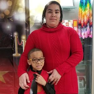 Meet your Posher, Crystal